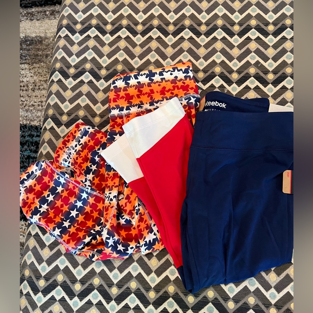 womens 2 pack rebook capri pants